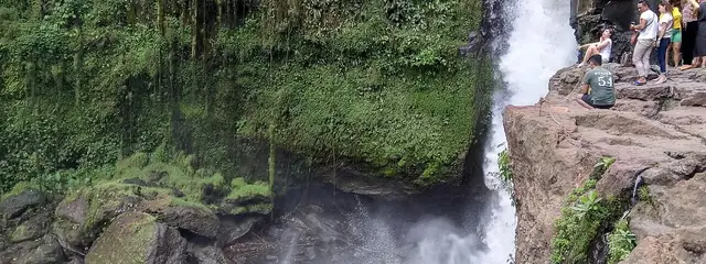 Tegenungan-Blangsinga Waterfall, the most popular falls near Ubud