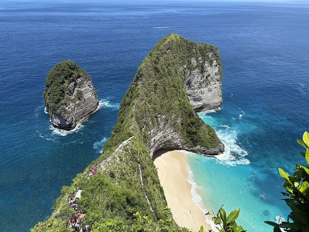 The climb down takes 40 minutes — pace yourself — Kelingking Beach, While you're in Nusa Penida
